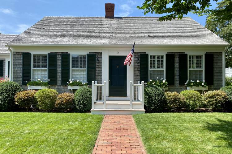 Martha's Vineyard House on Winter